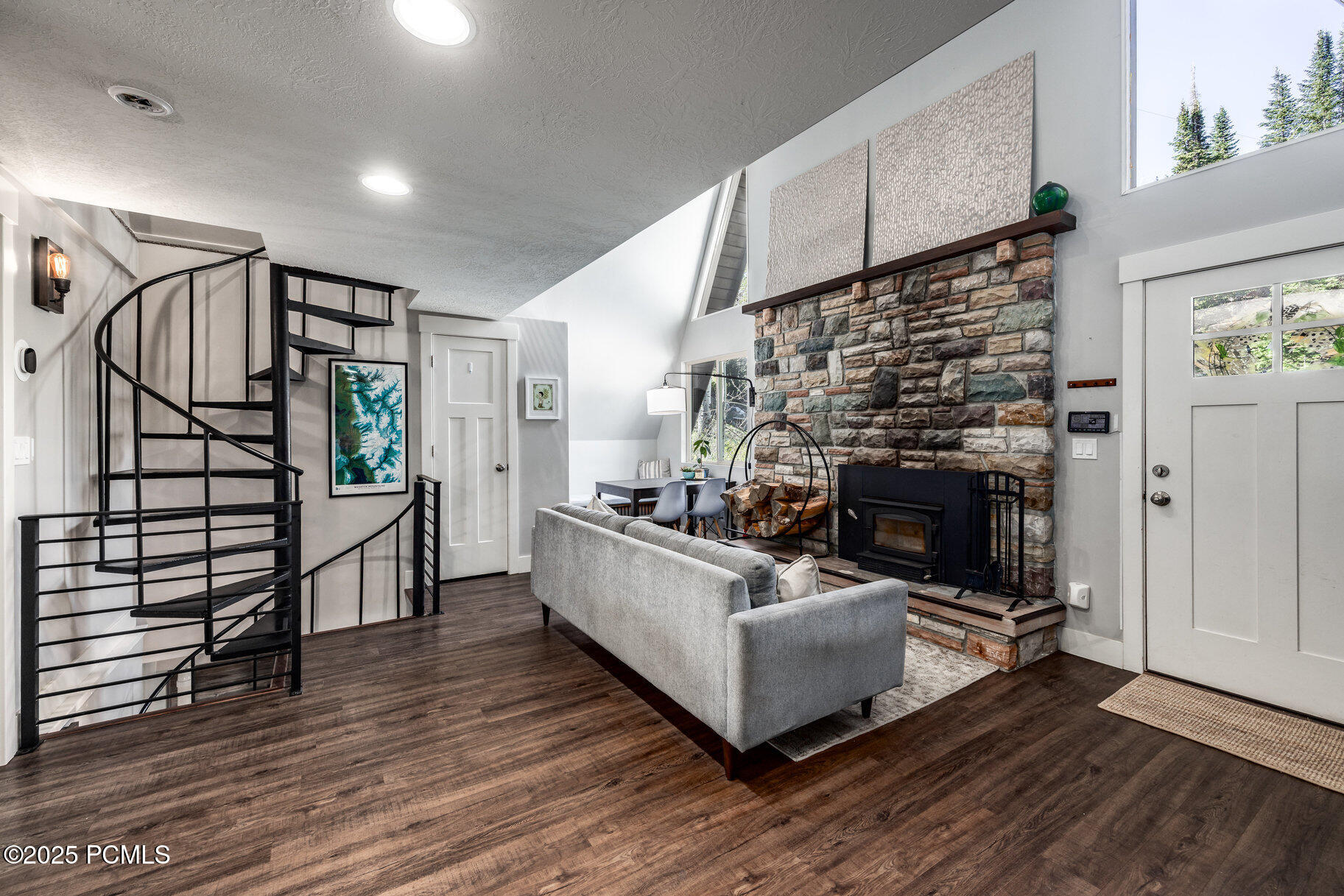 9320 E Bobcat Haven Lane