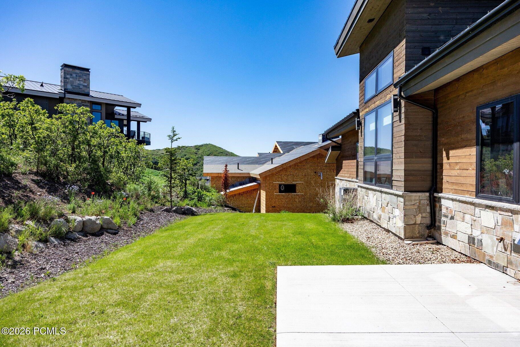 11418 N White Tail Court