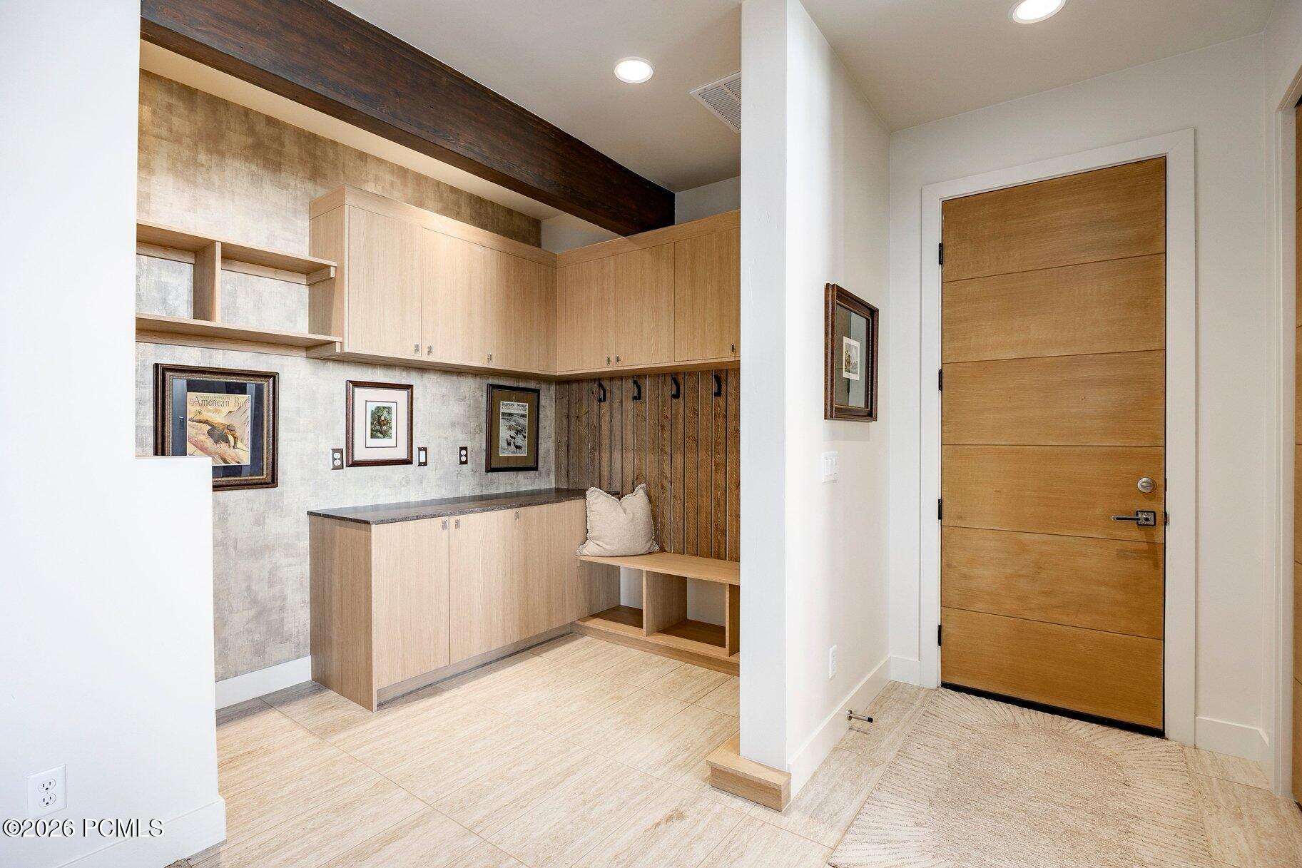 11418 N White Tail Court