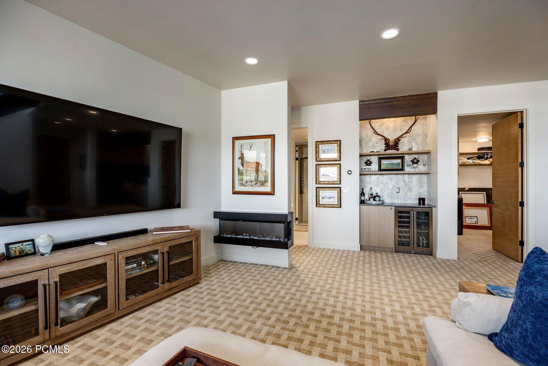 11418 N White Tail Court
