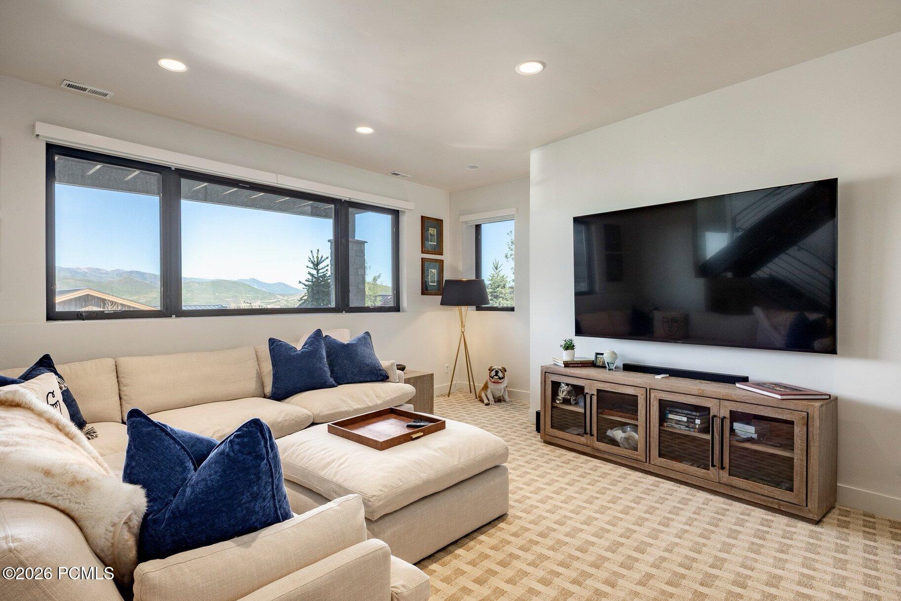 11418 N White Tail Court