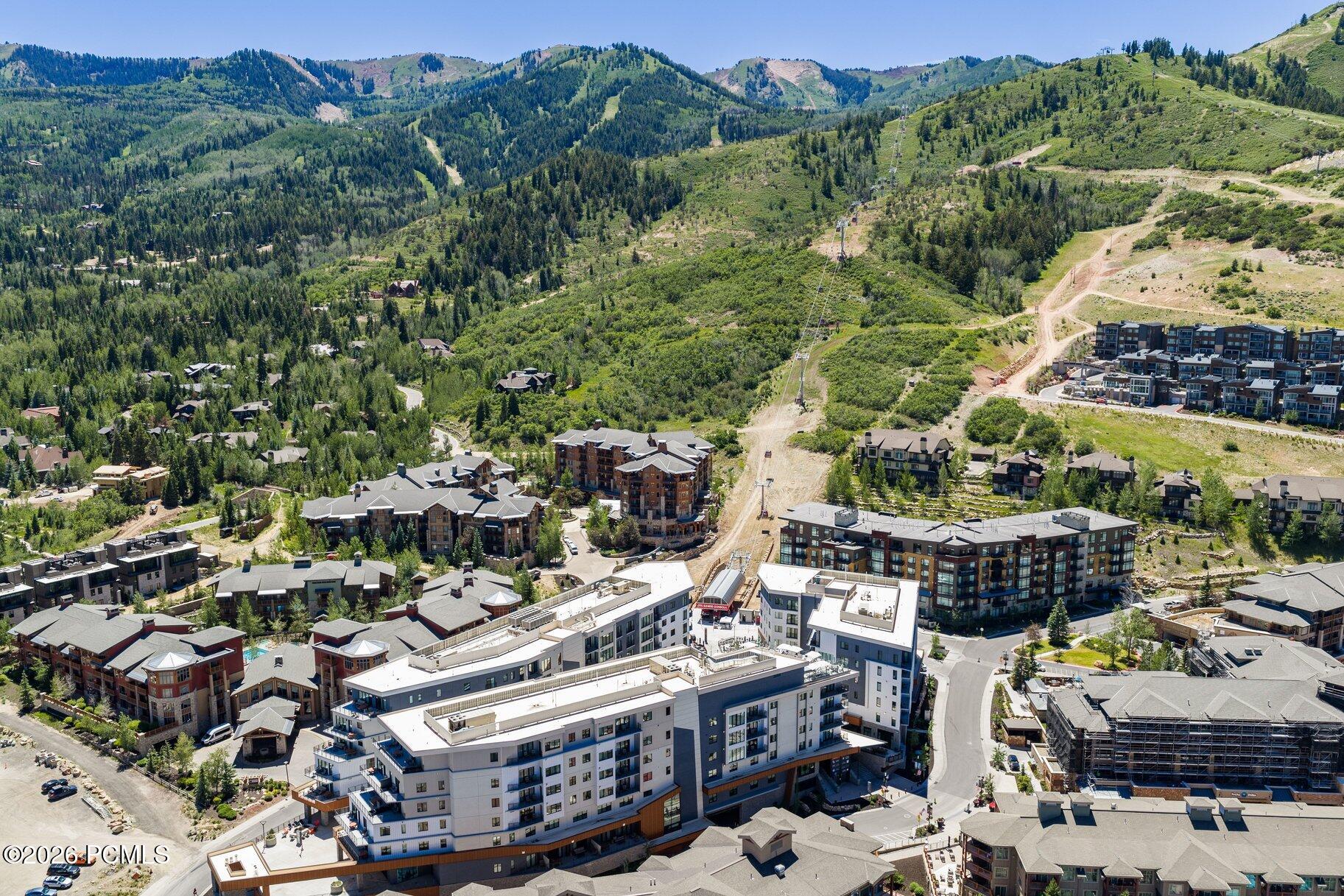 2417 W High Mountain Road 3509
