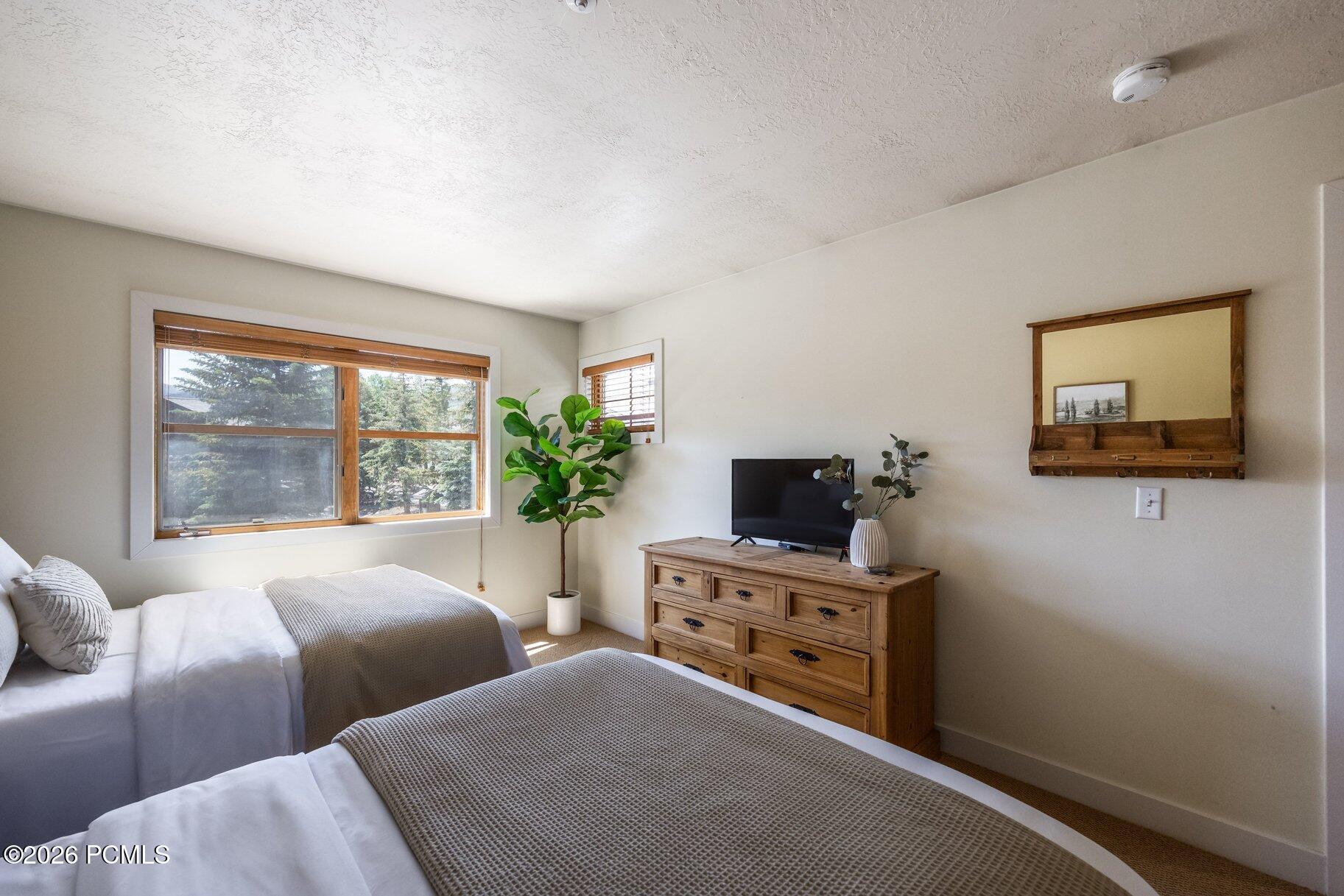 2270 Jupiter View Drive