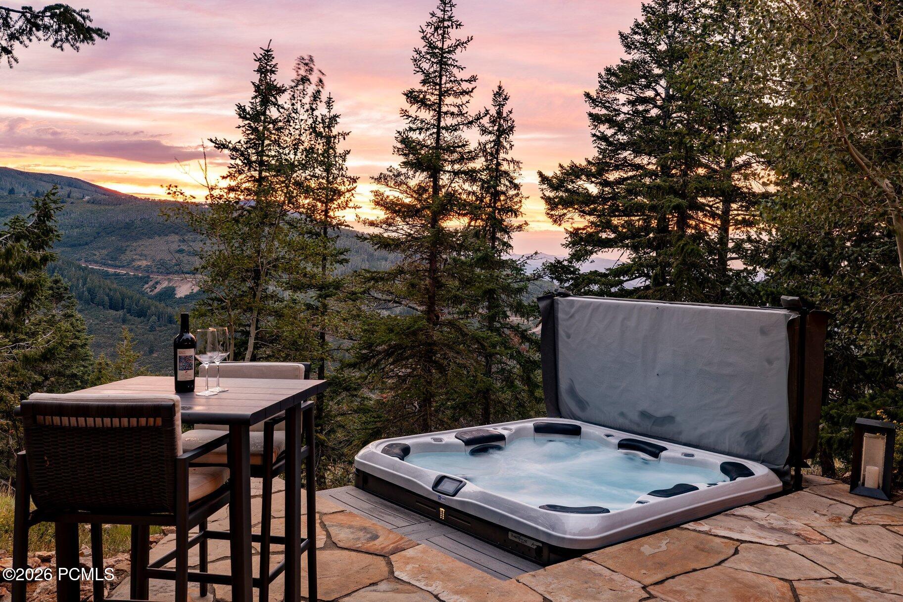 8045 Woodland View Drive