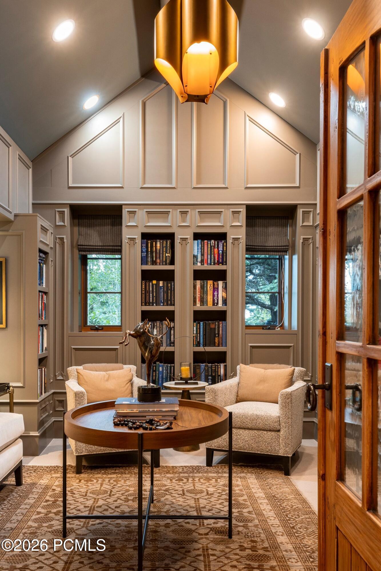 8045 Woodland View Drive
