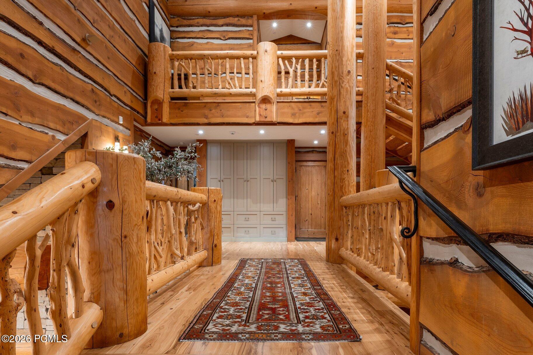 8045 Woodland View Drive