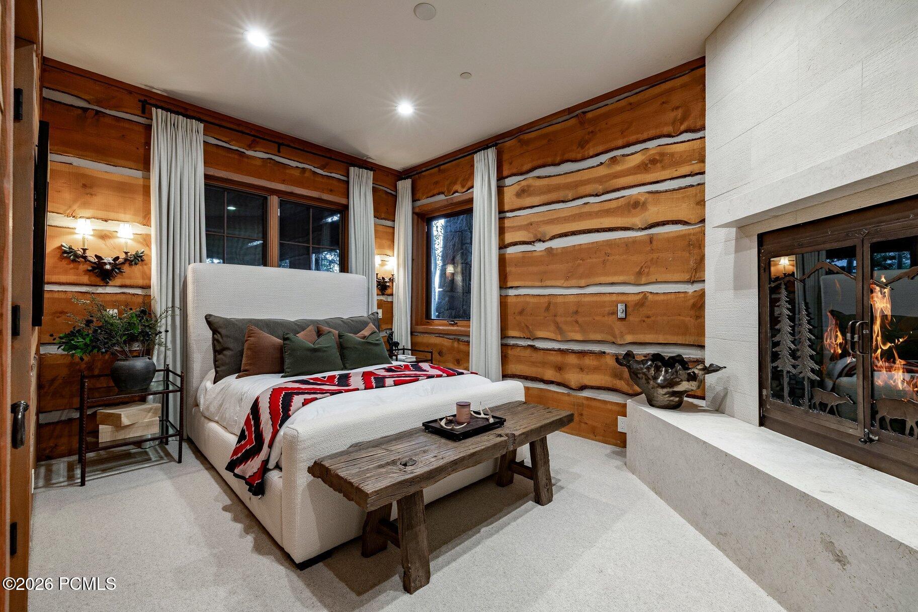 8045 Woodland View Drive