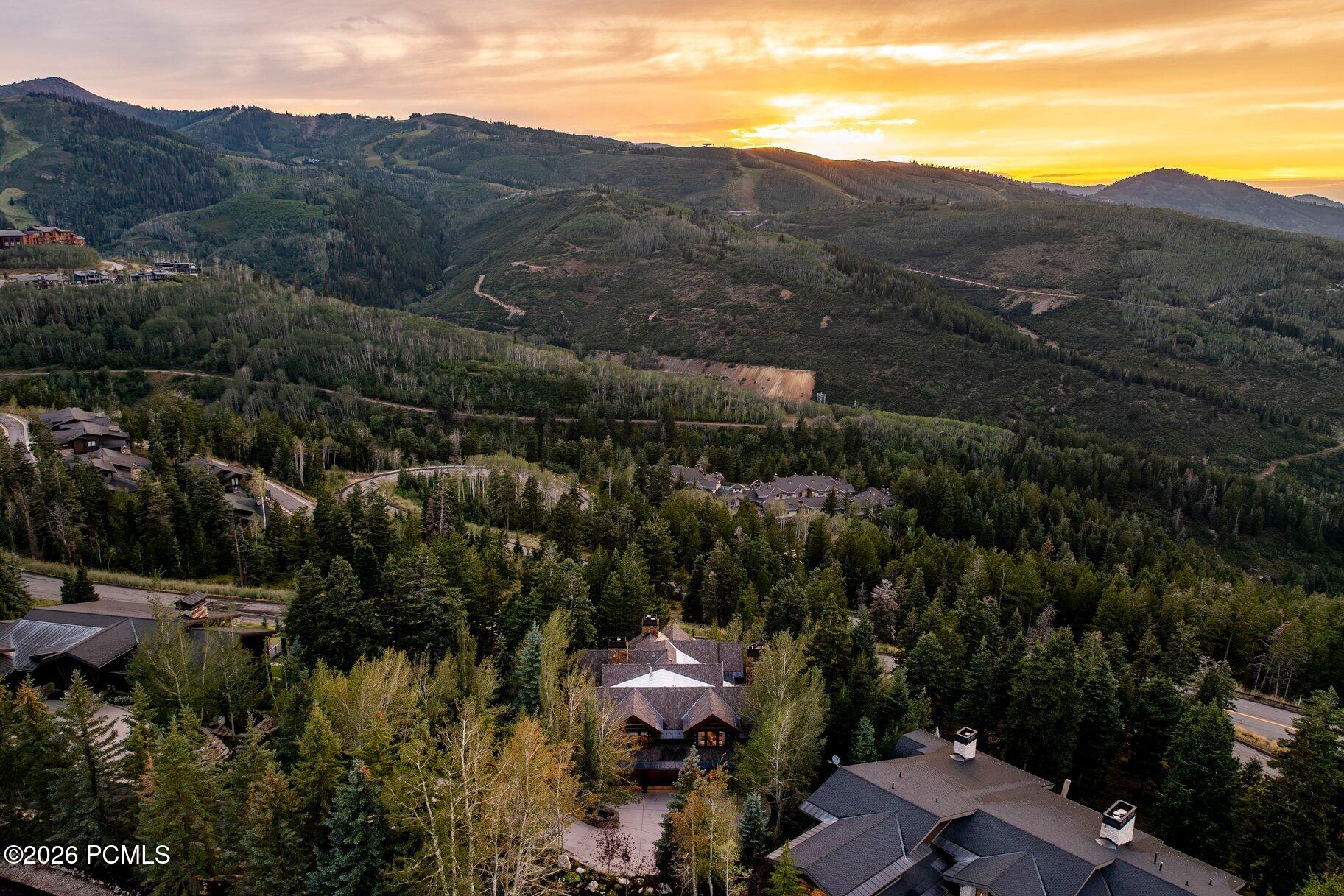 8045 Woodland View Drive