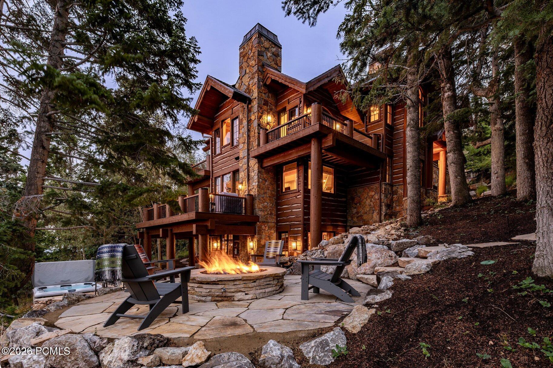 8045 Woodland View Drive