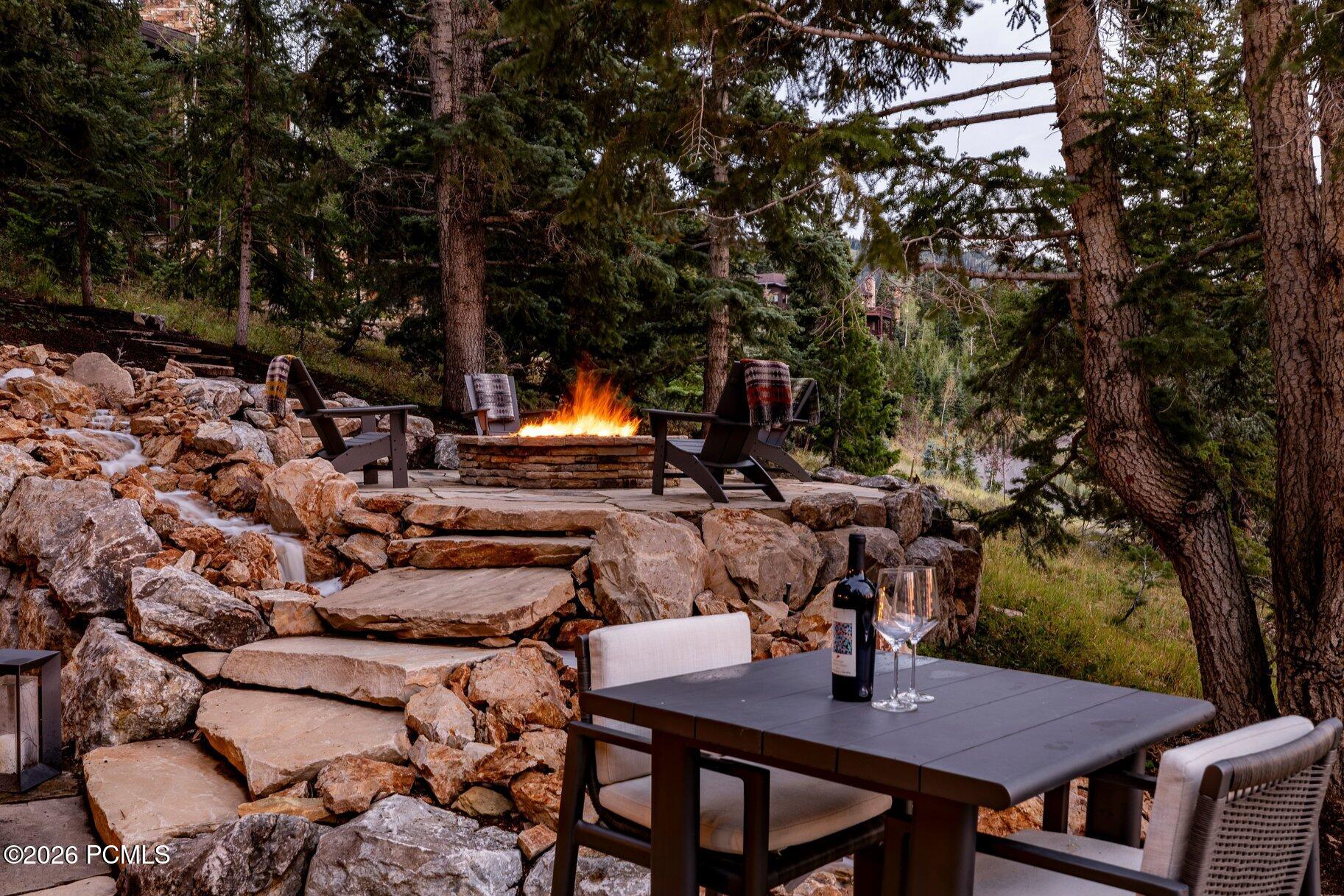 8045 Woodland View Drive