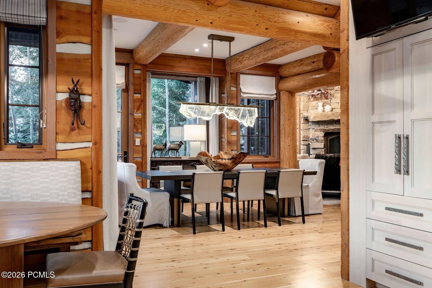 8045 Woodland View Drive