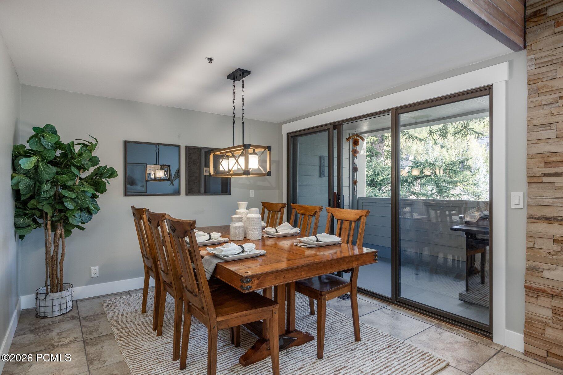 1209 Stonebridge Circle