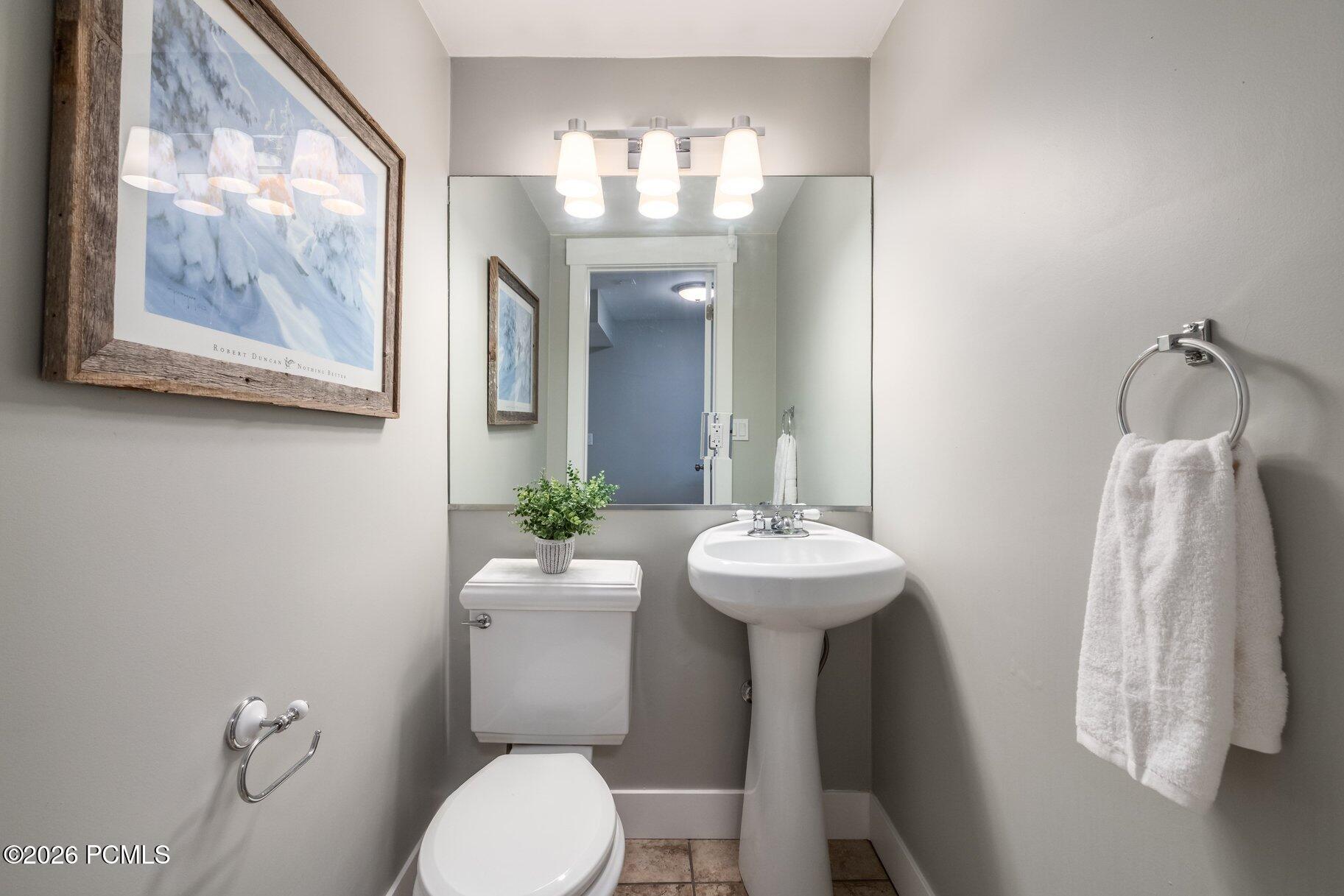 1209 Stonebridge Circle