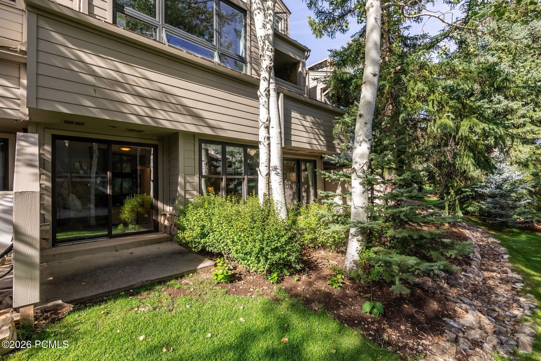 1209 Stonebridge Circle