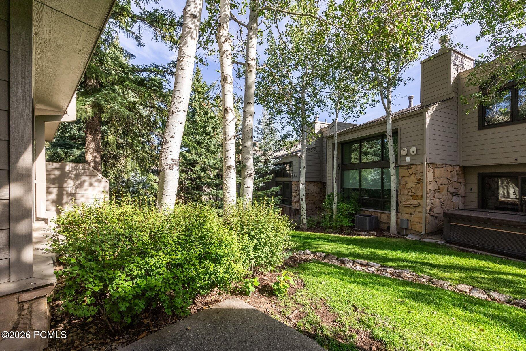 1209 Stonebridge Circle
