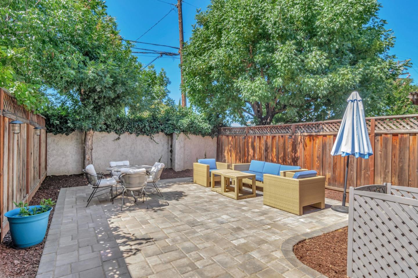 1008 Villa Maria Court