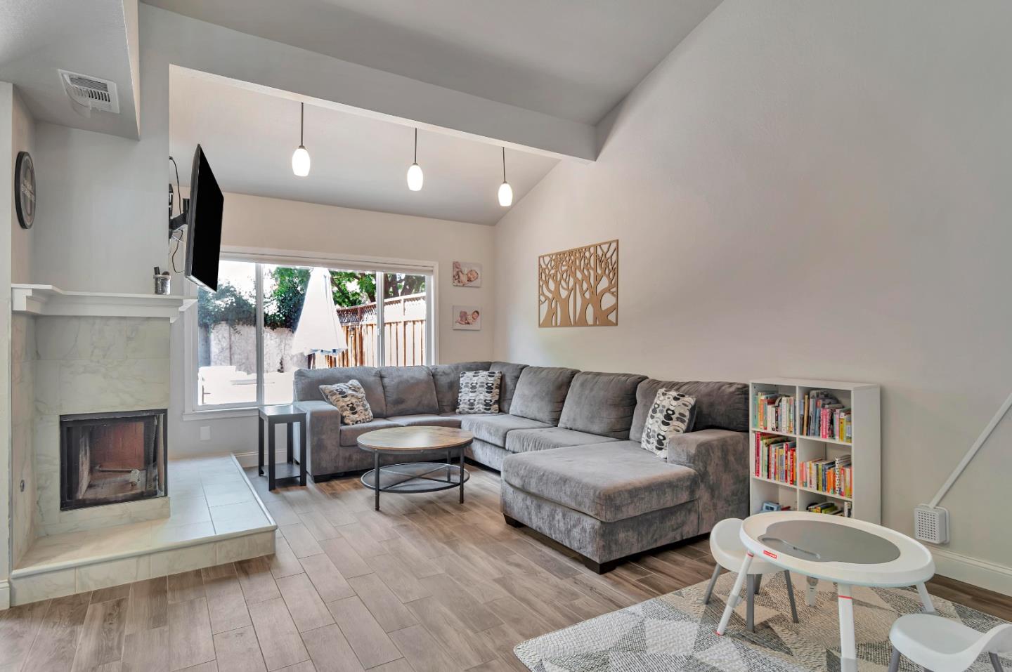 1008 Villa Maria Court