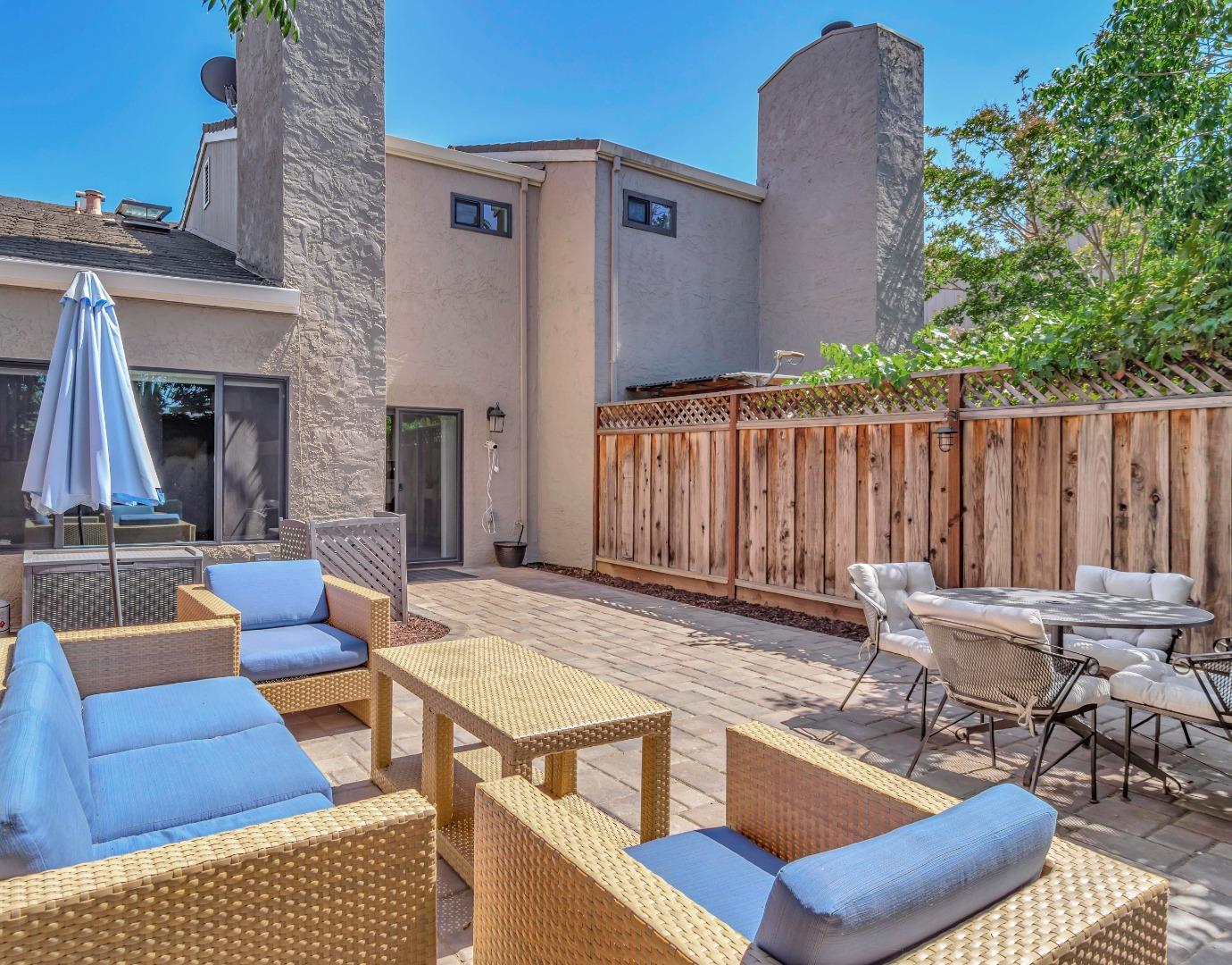 1008 Villa Maria Court