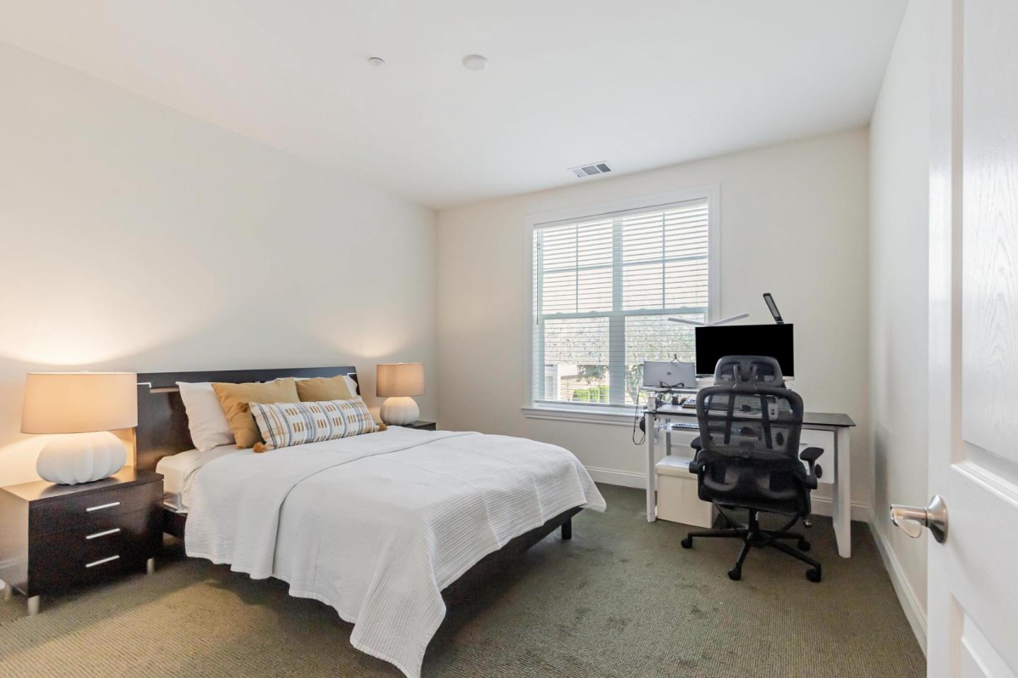 2881 Meridian AVE 256