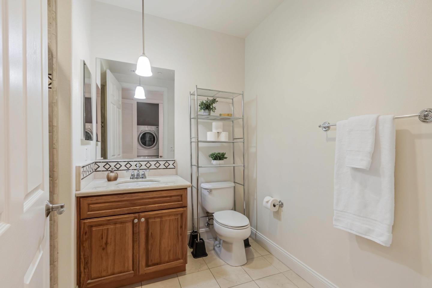 2881 Meridian AVE 256