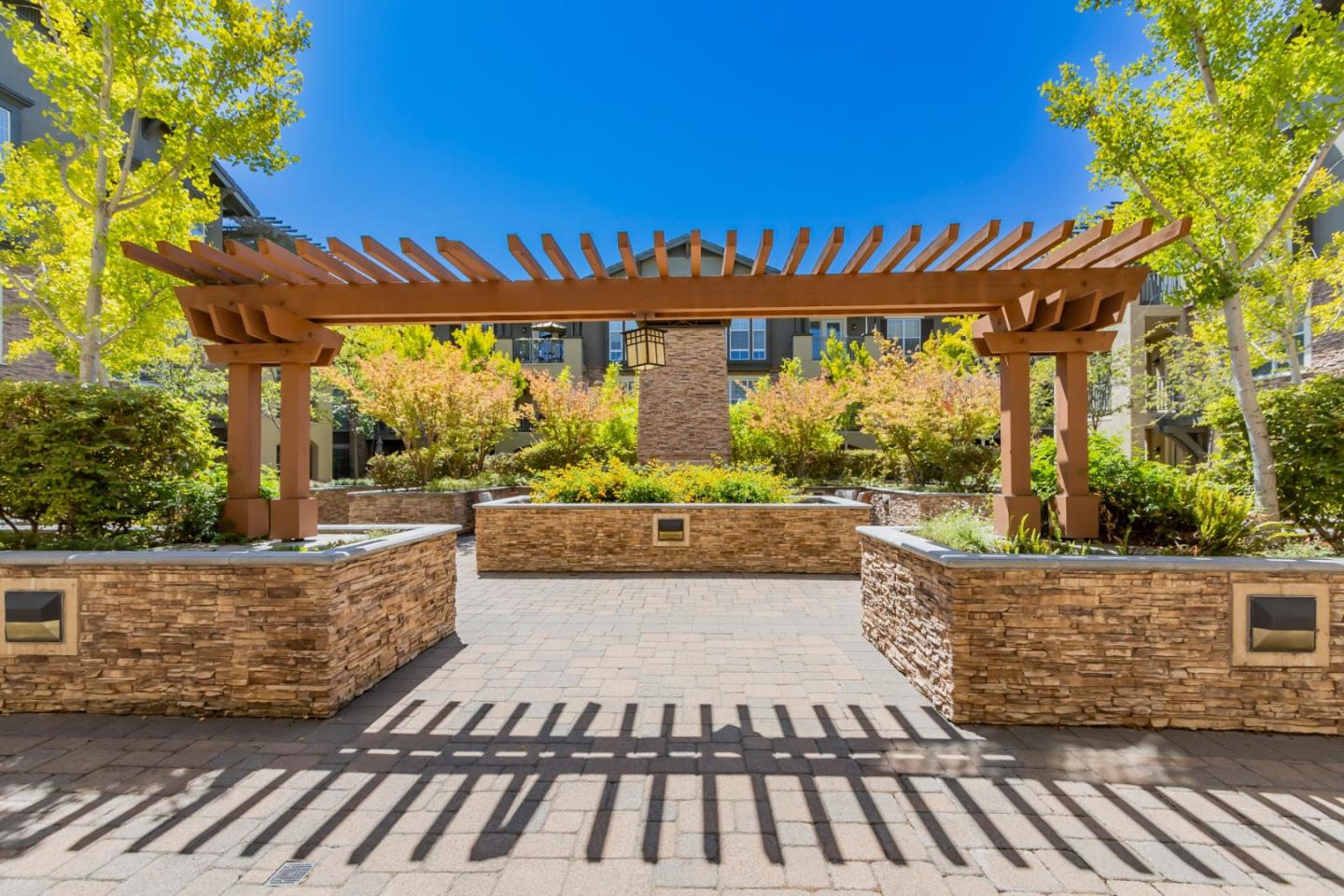 2881 Meridian AVE 256