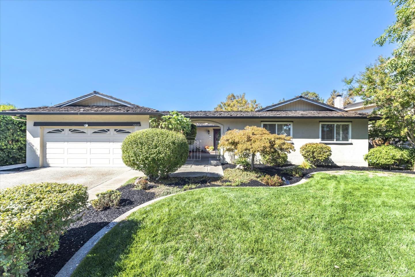 1809 Kirkmont DR