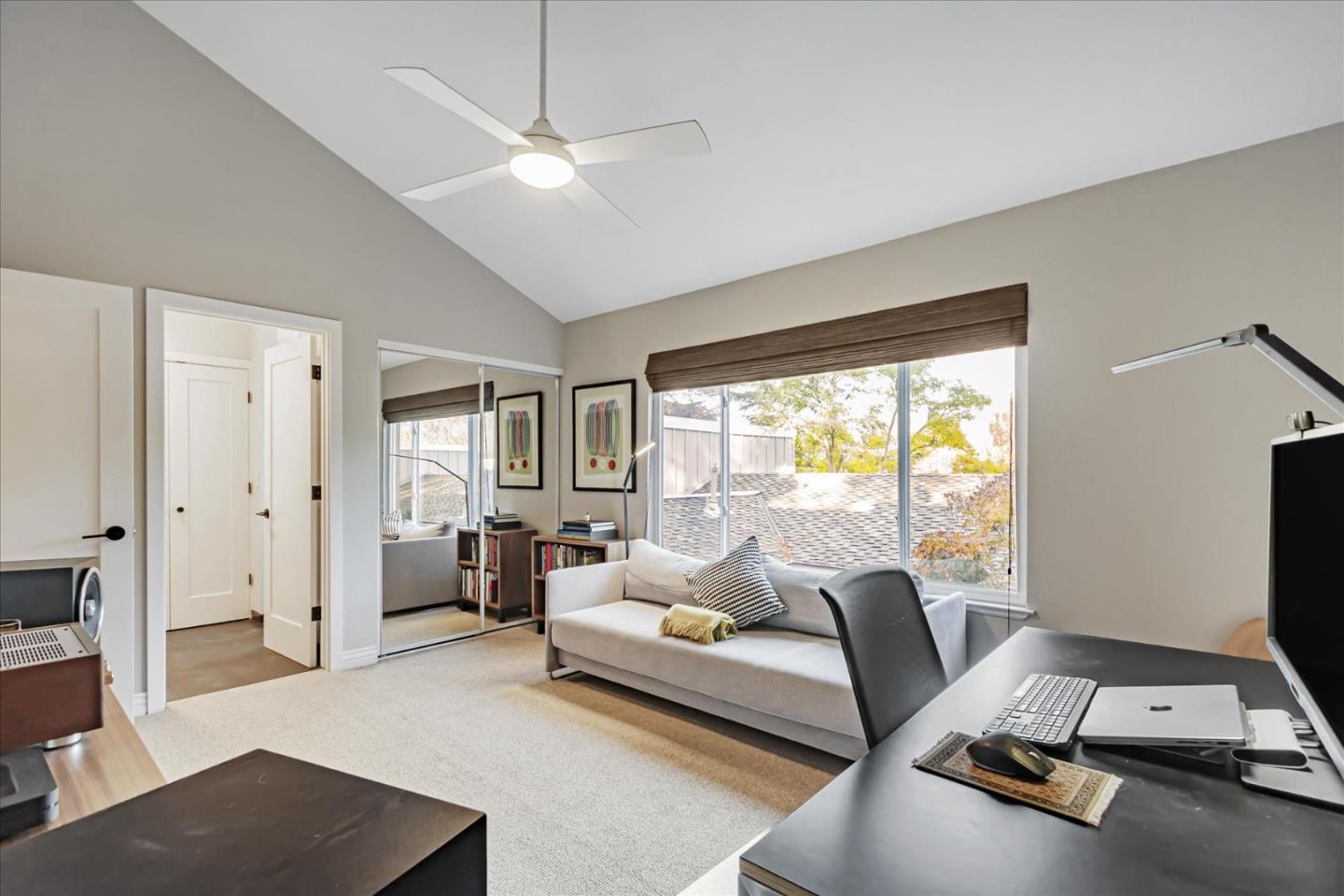 1126 Shenandoah DR