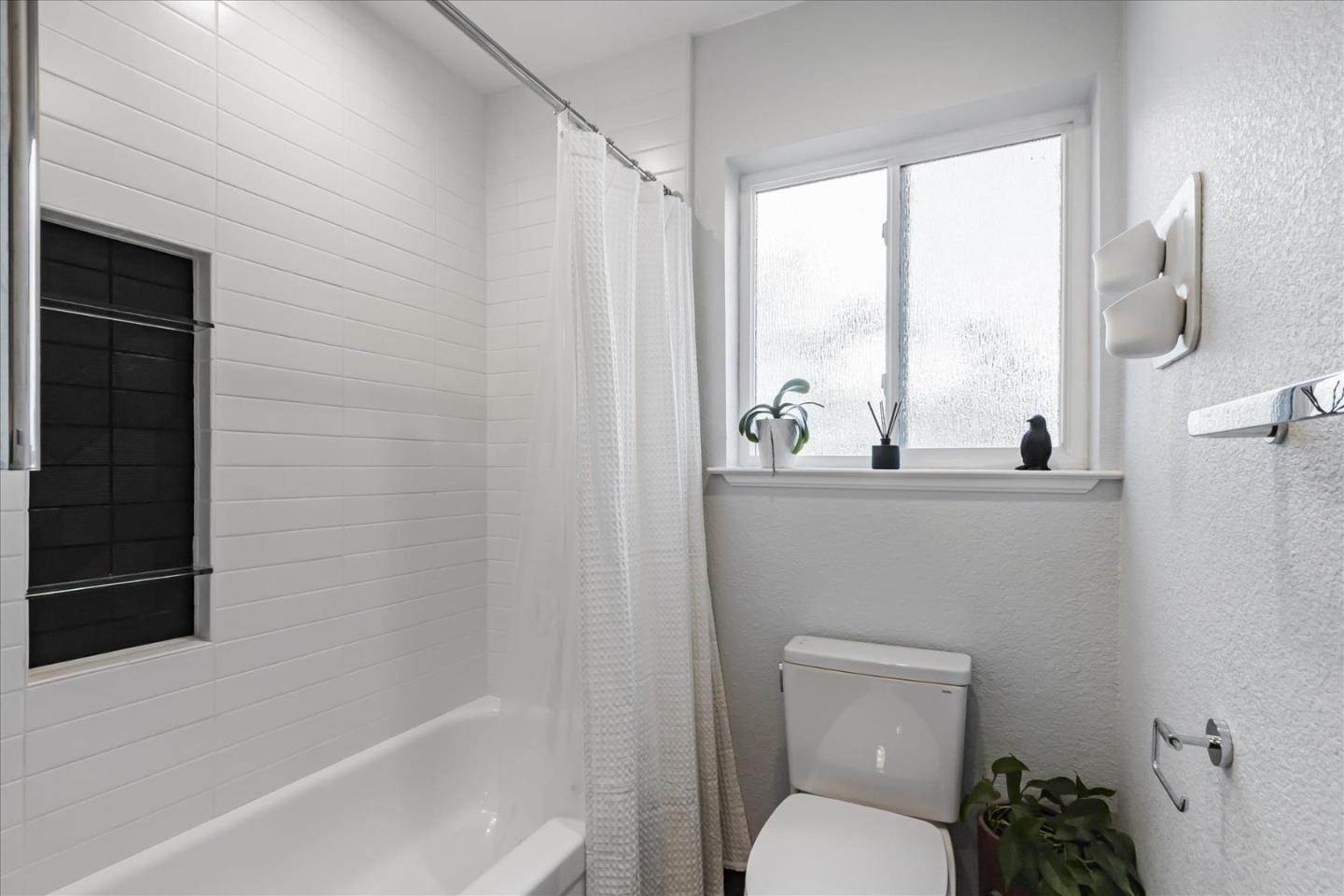 1126 Shenandoah DR