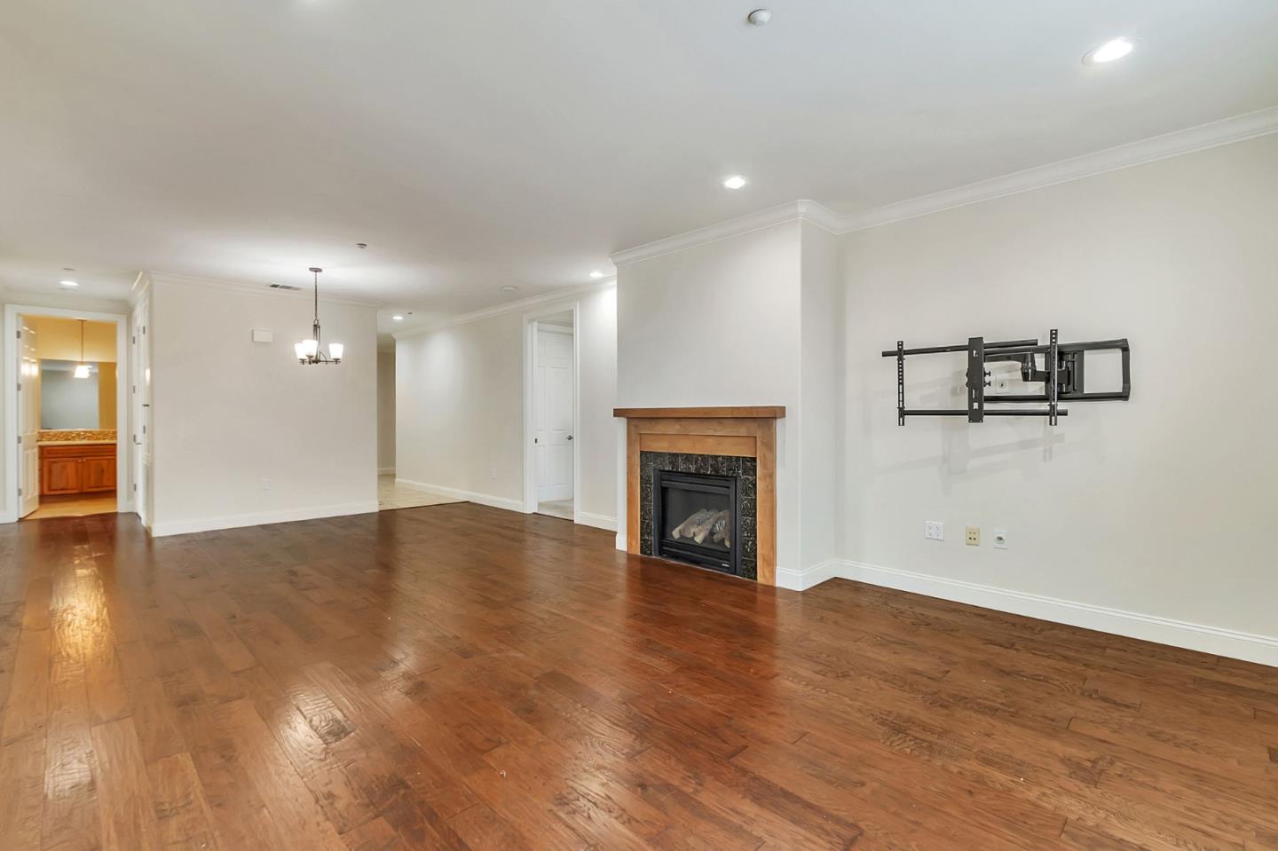 2881 Meridian AVE 264