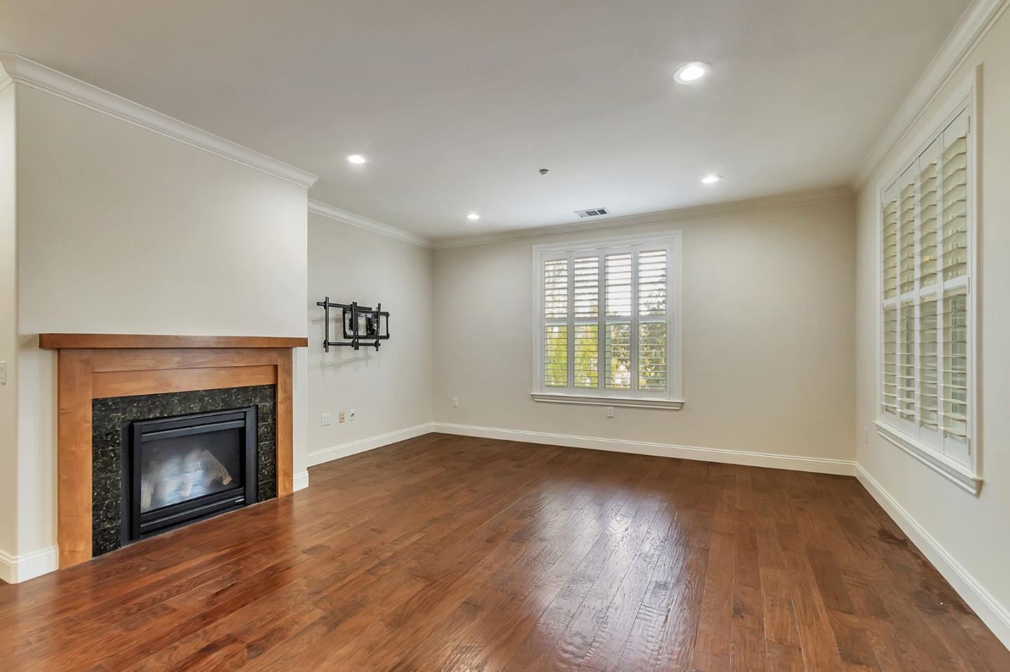 2881 Meridian AVE 264