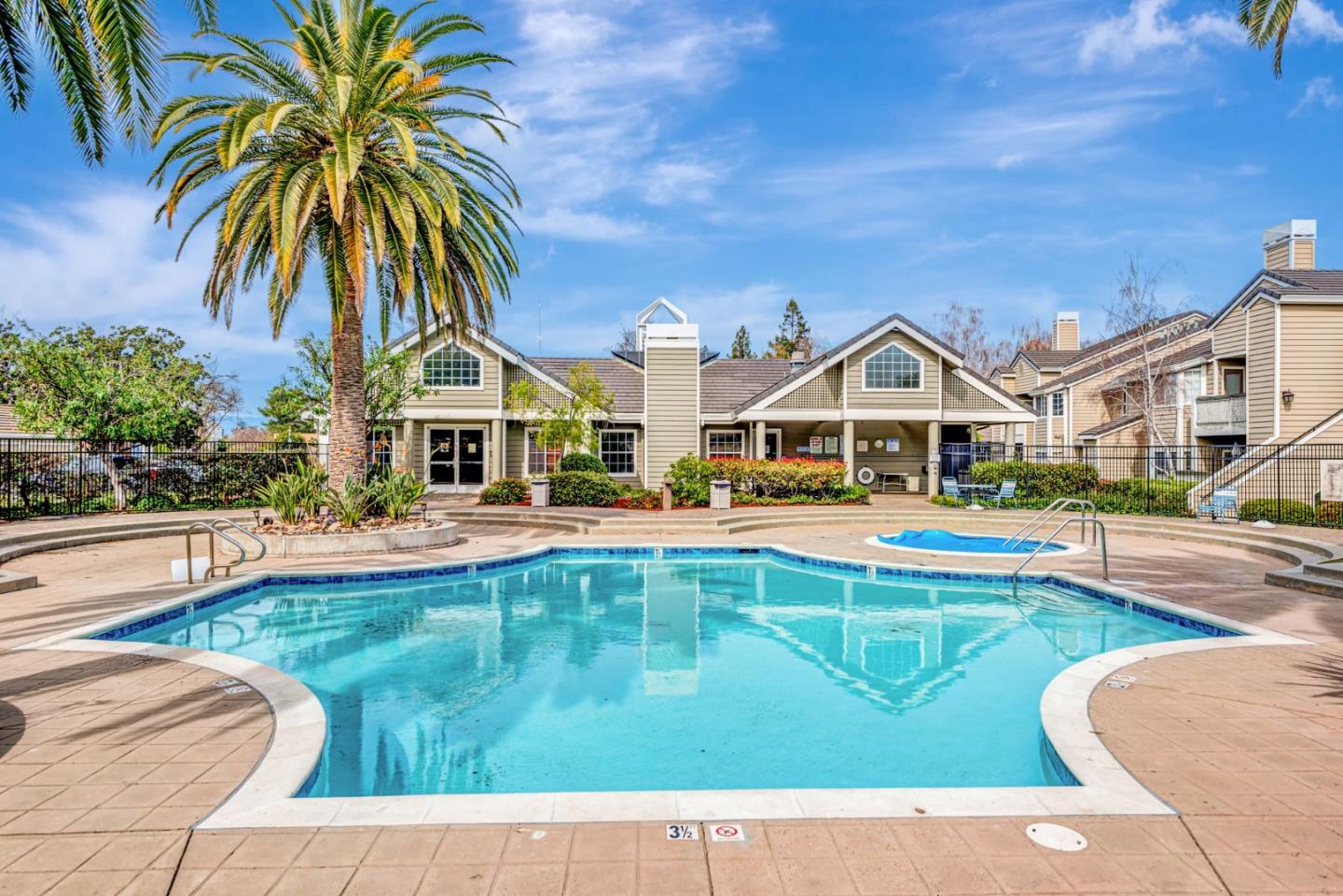 980 Lake Isabella WAY