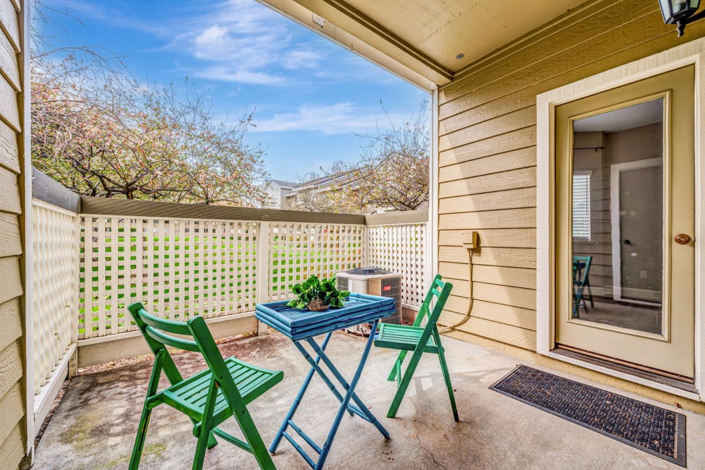 980 Lake Isabella WAY