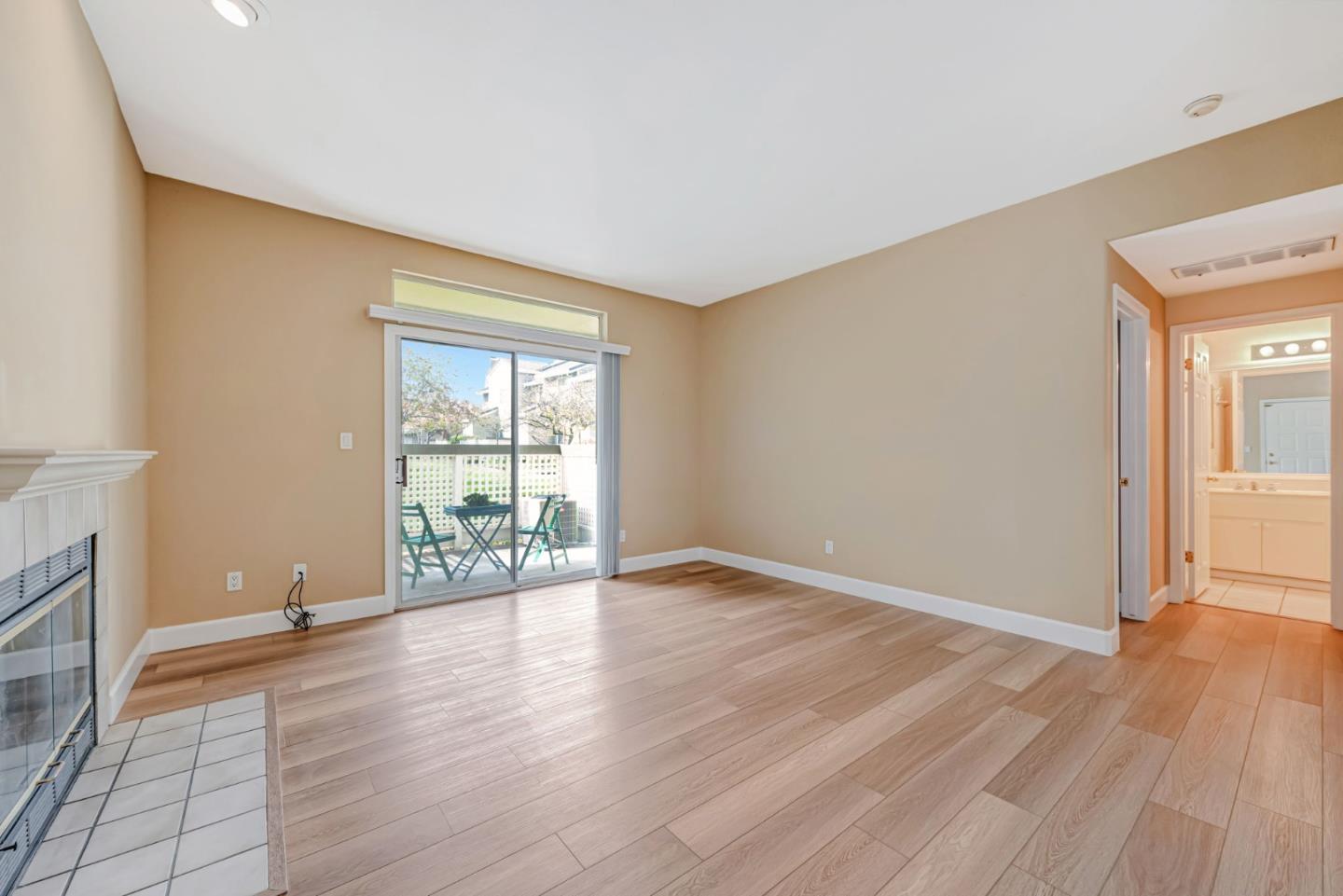 980 Lake Isabella WAY