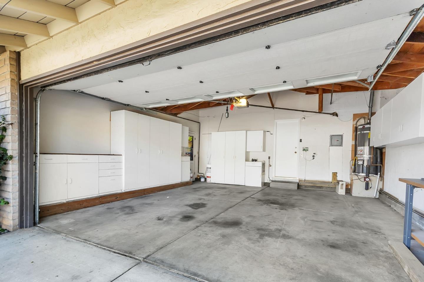 3583 Eastridge Drive