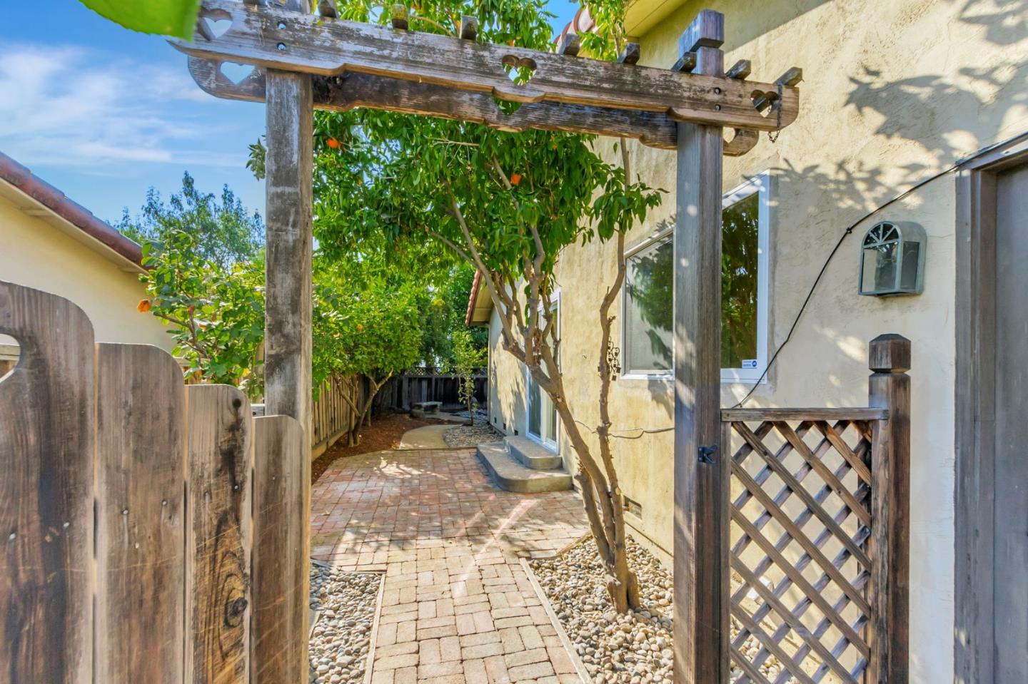 3583 Eastridge Drive