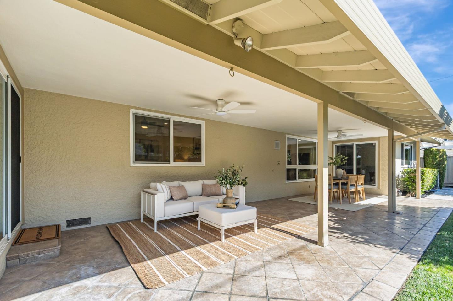 2143 Mulberry Circle