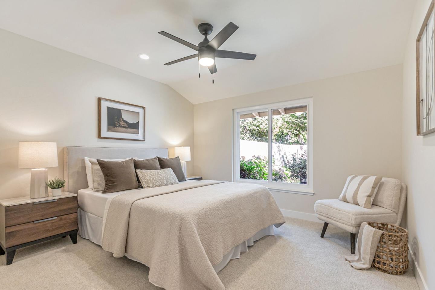 2143 Mulberry Circle