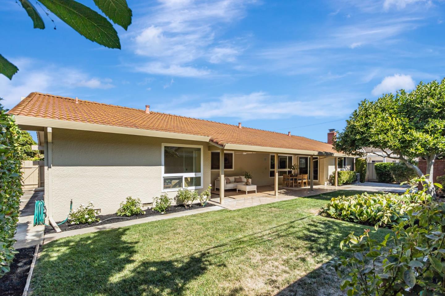 2143 Mulberry Circle