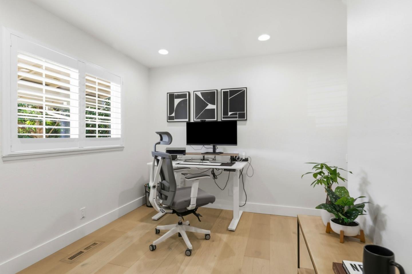 2260 Constitution Drive