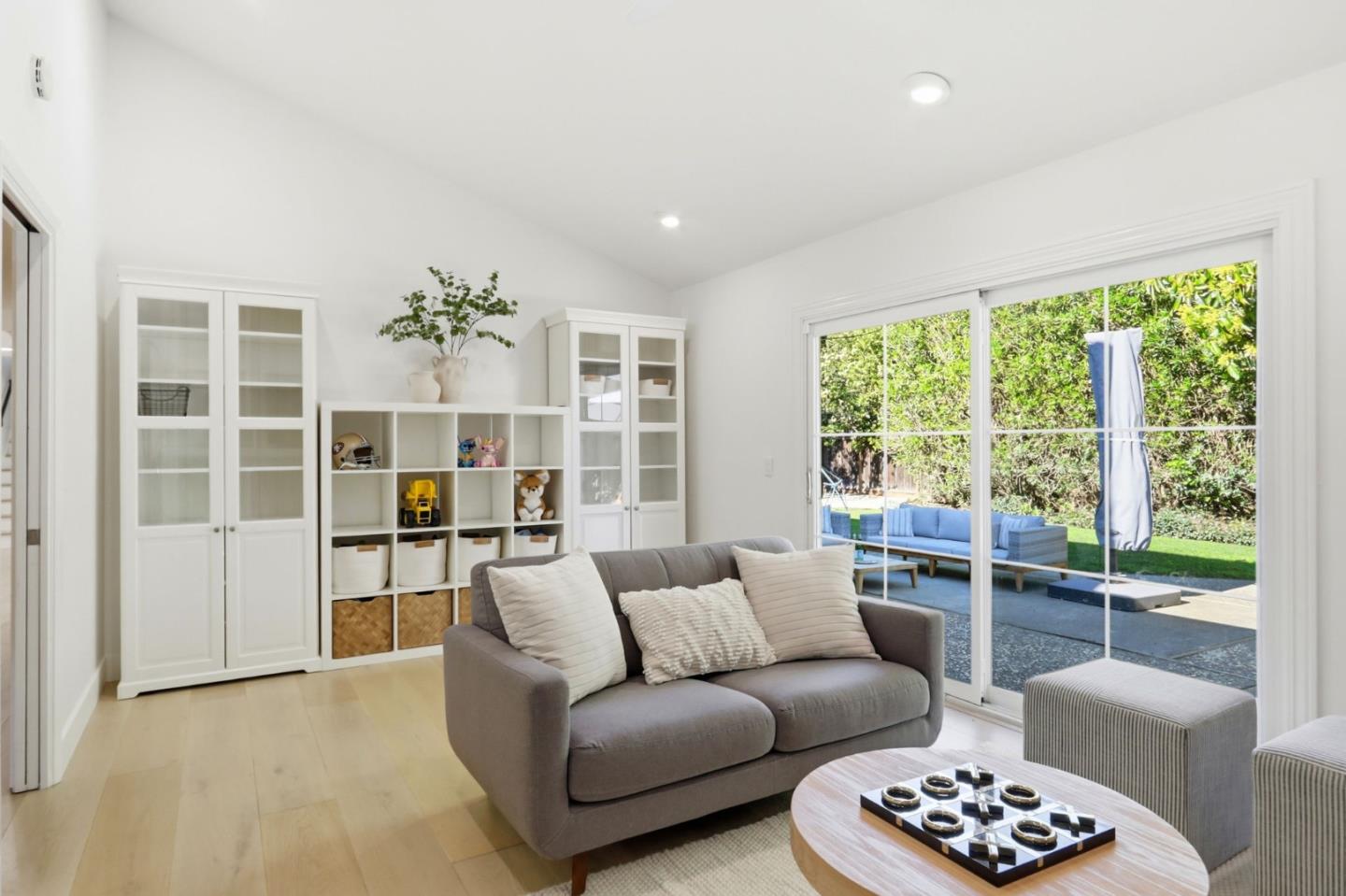 2260 Constitution Drive