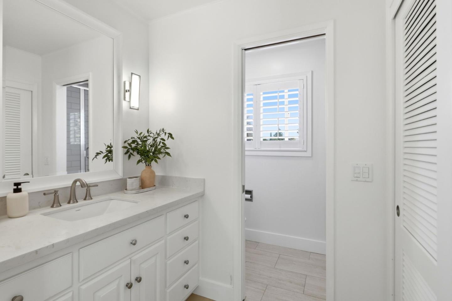 2260 Constitution Drive