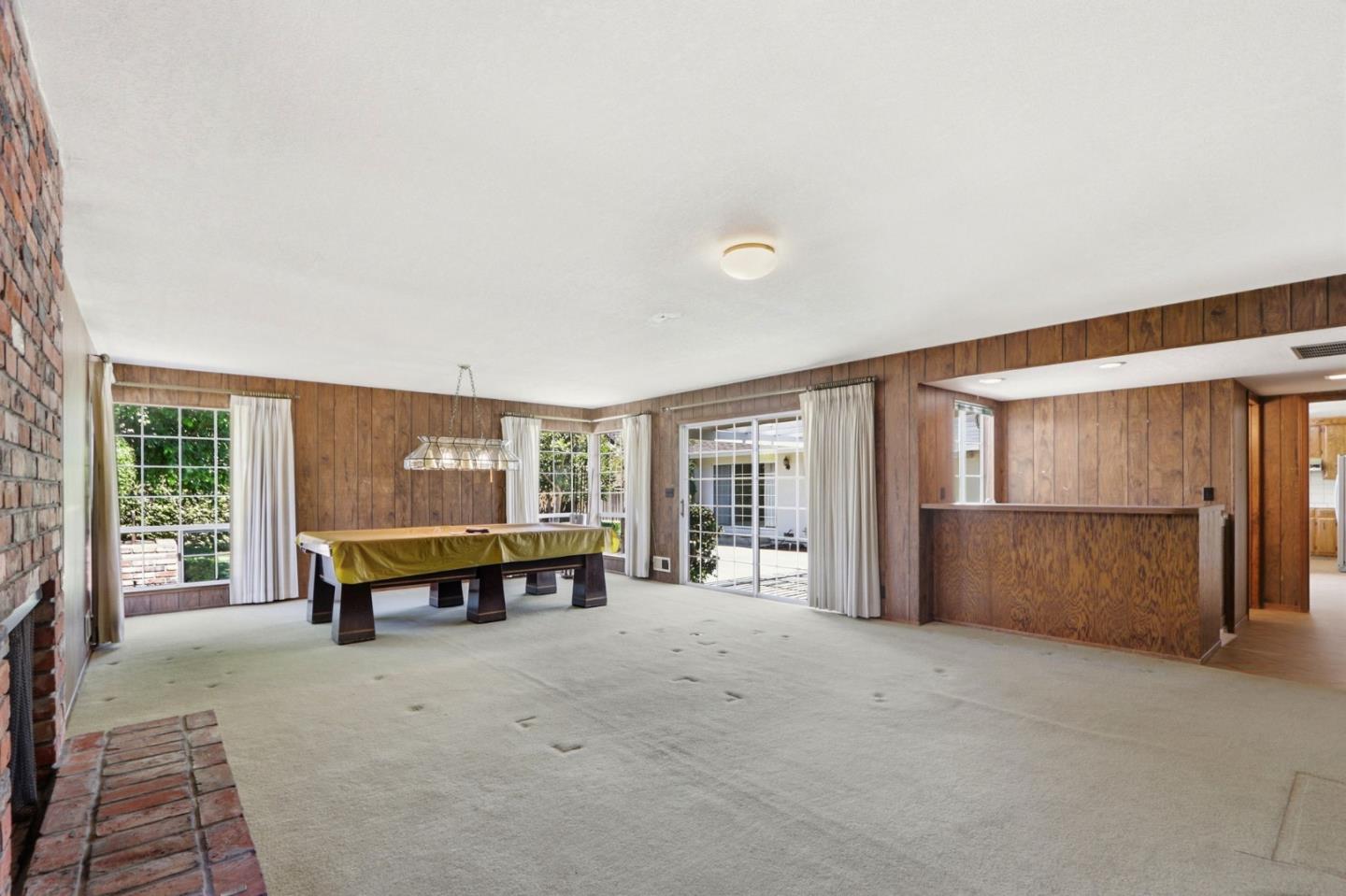 1369 Dry Creek Road