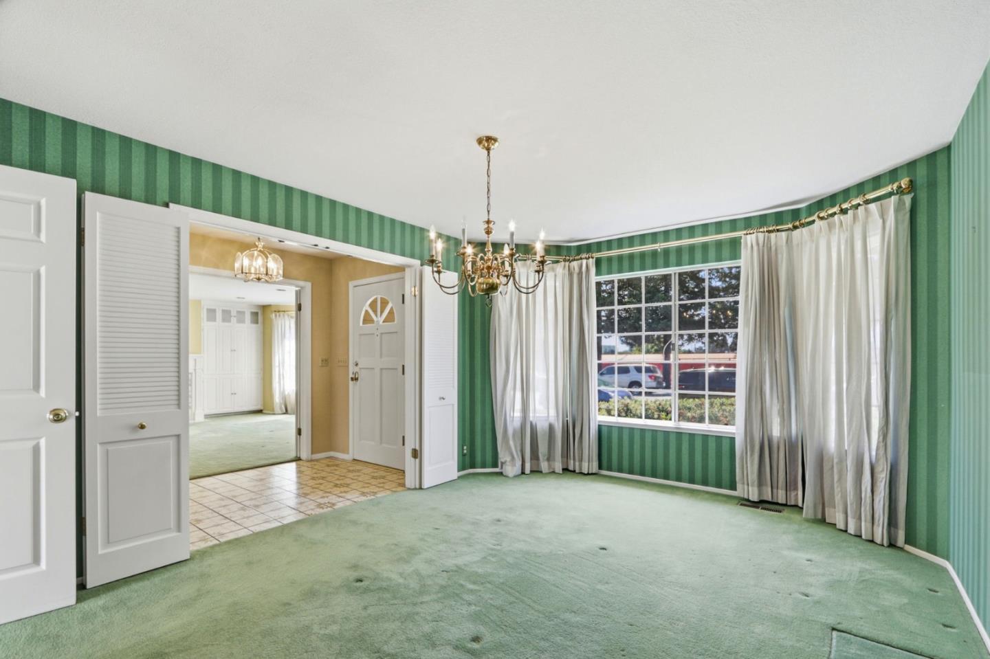 1369 Dry Creek Road