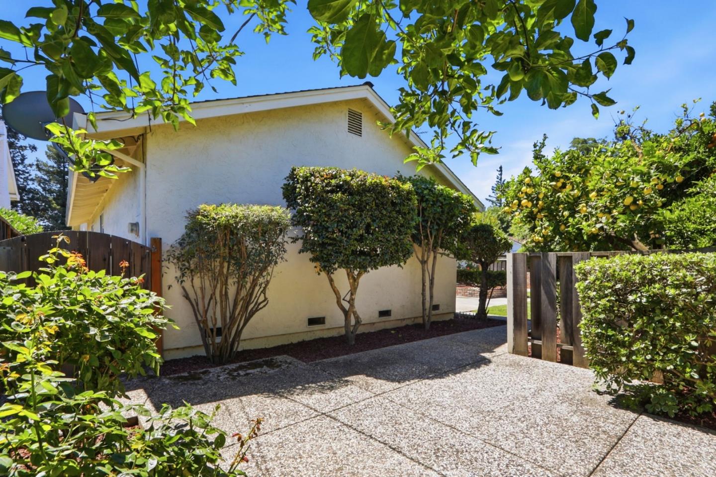 1369 Dry Creek Road