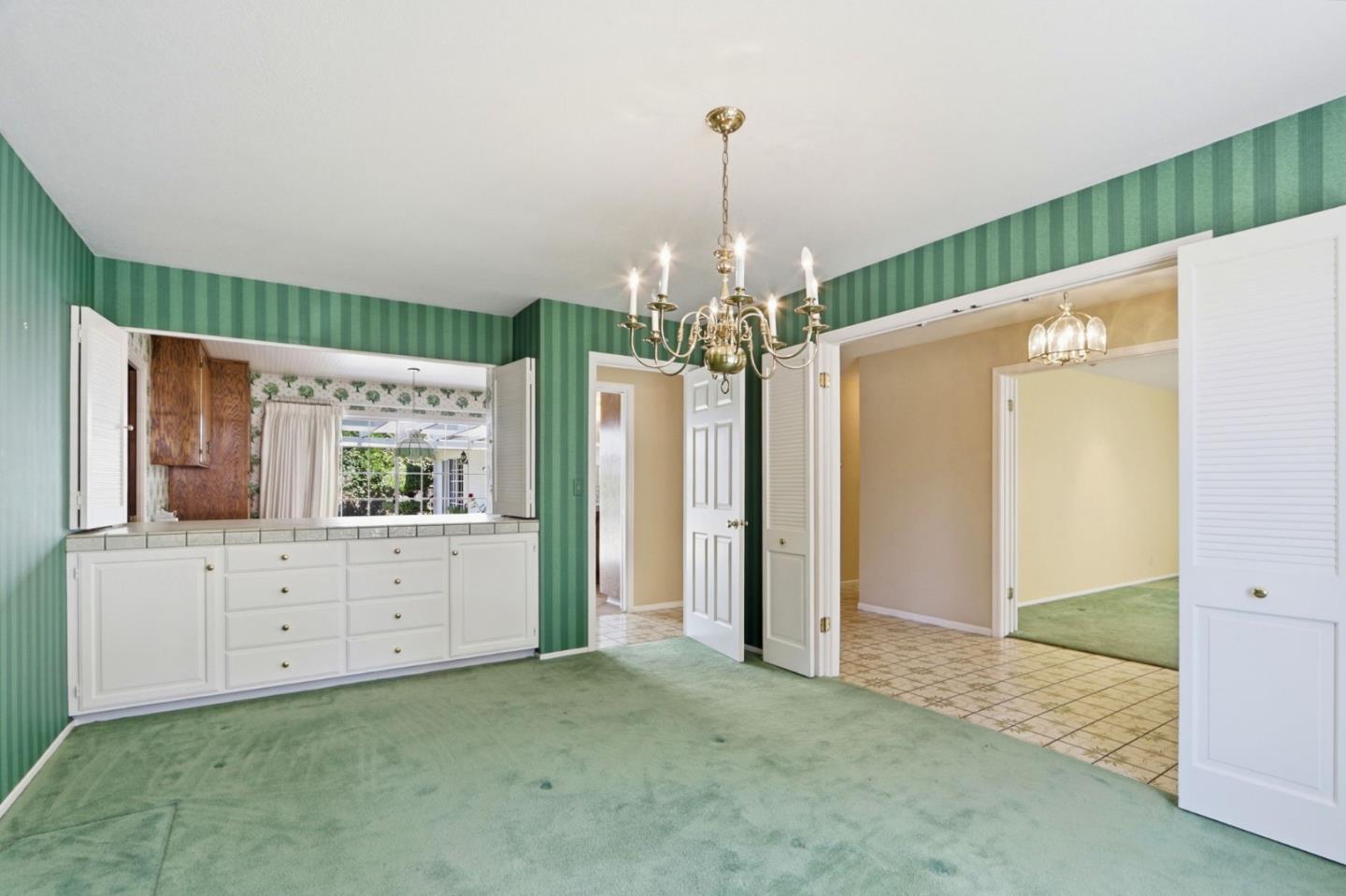 1369 Dry Creek Road
