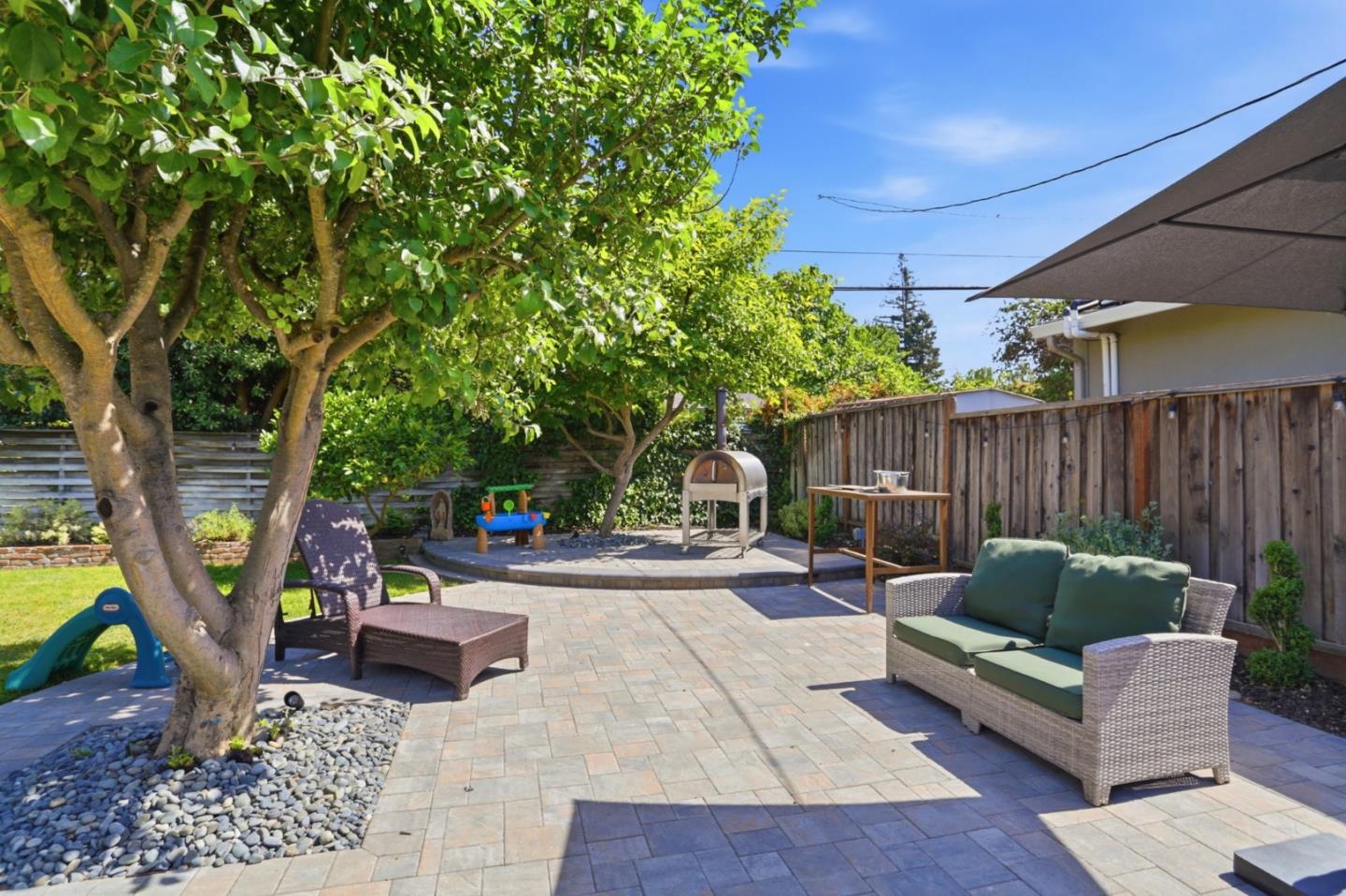 1236 Husted Avenue