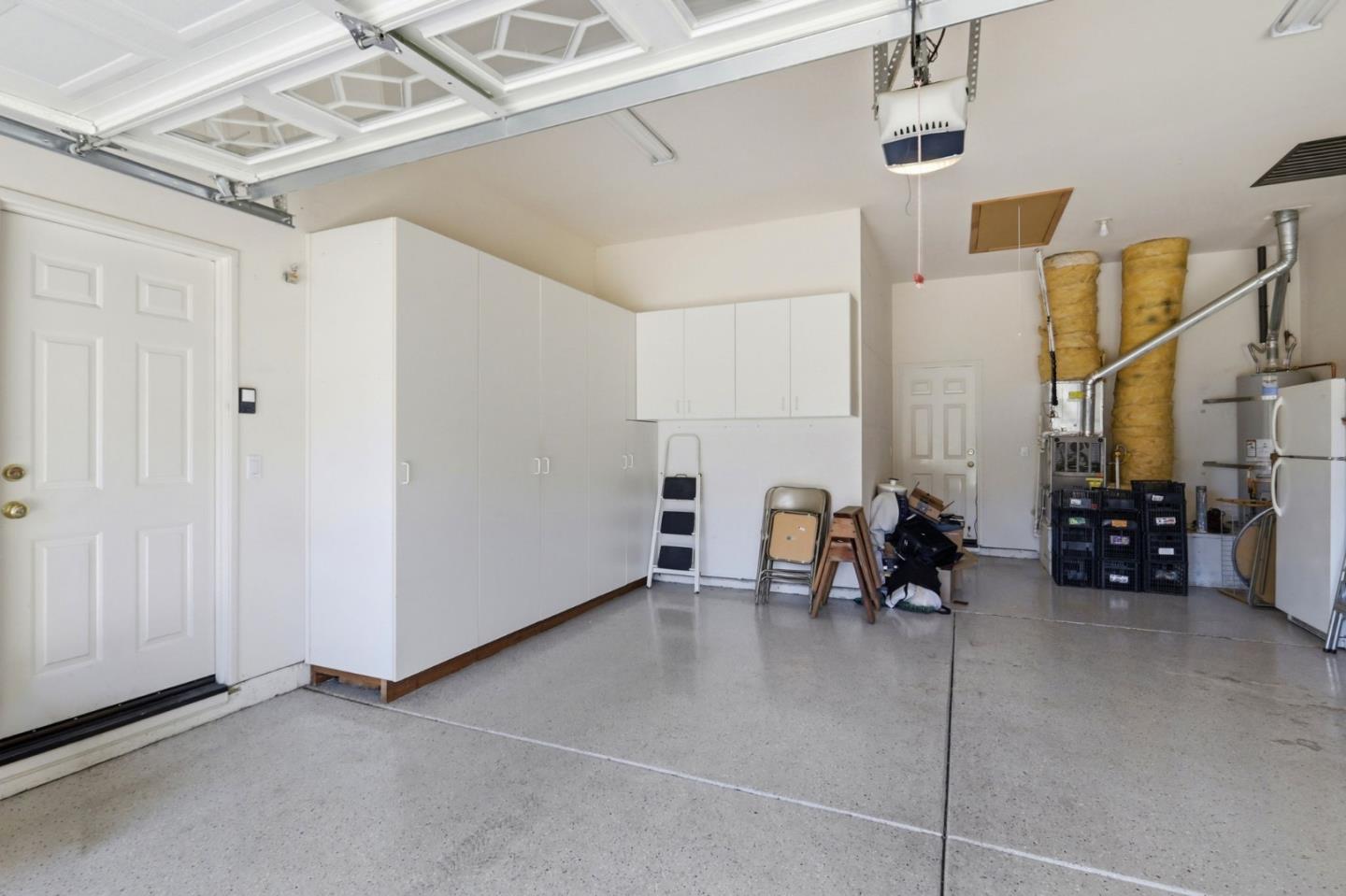9066 Village View LOOP