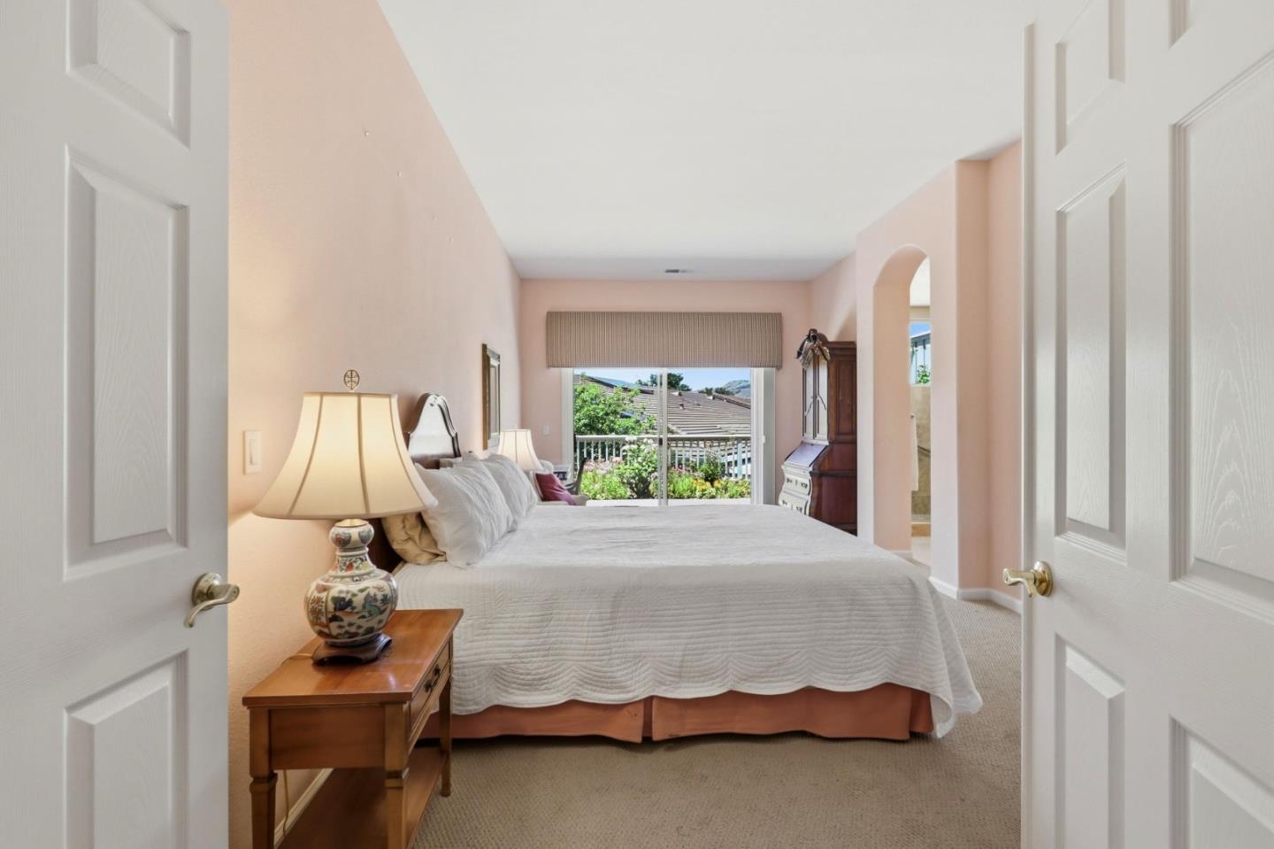 9066 Village View LOOP