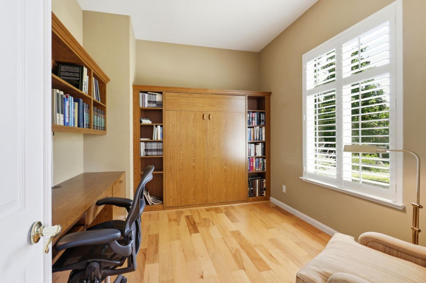 9066 Village View LOOP