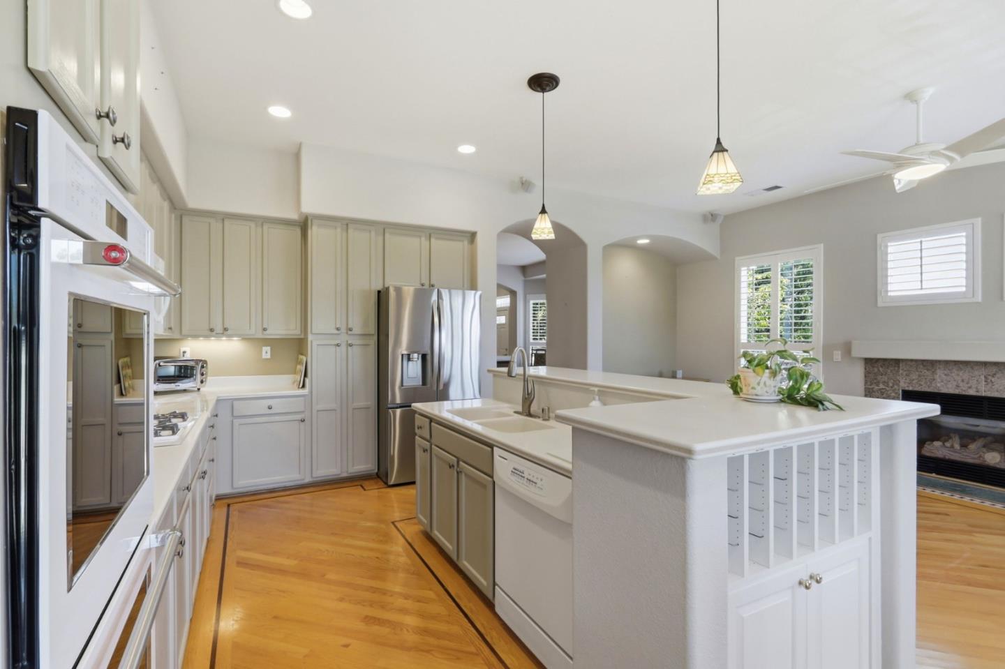 9066 Village View LOOP